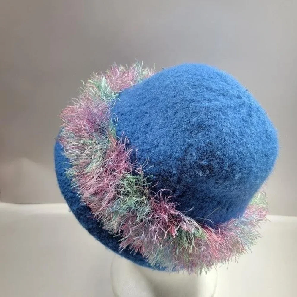 Fur Trim Hat Cloche Fitted One Size Blue Multicolor Felt Womens Winter Cozy